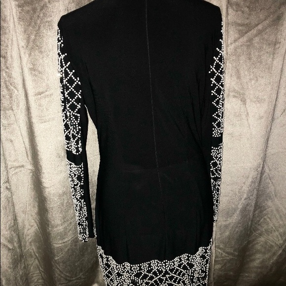 Pearl and Sequin Dress. - Picture 5 of 5